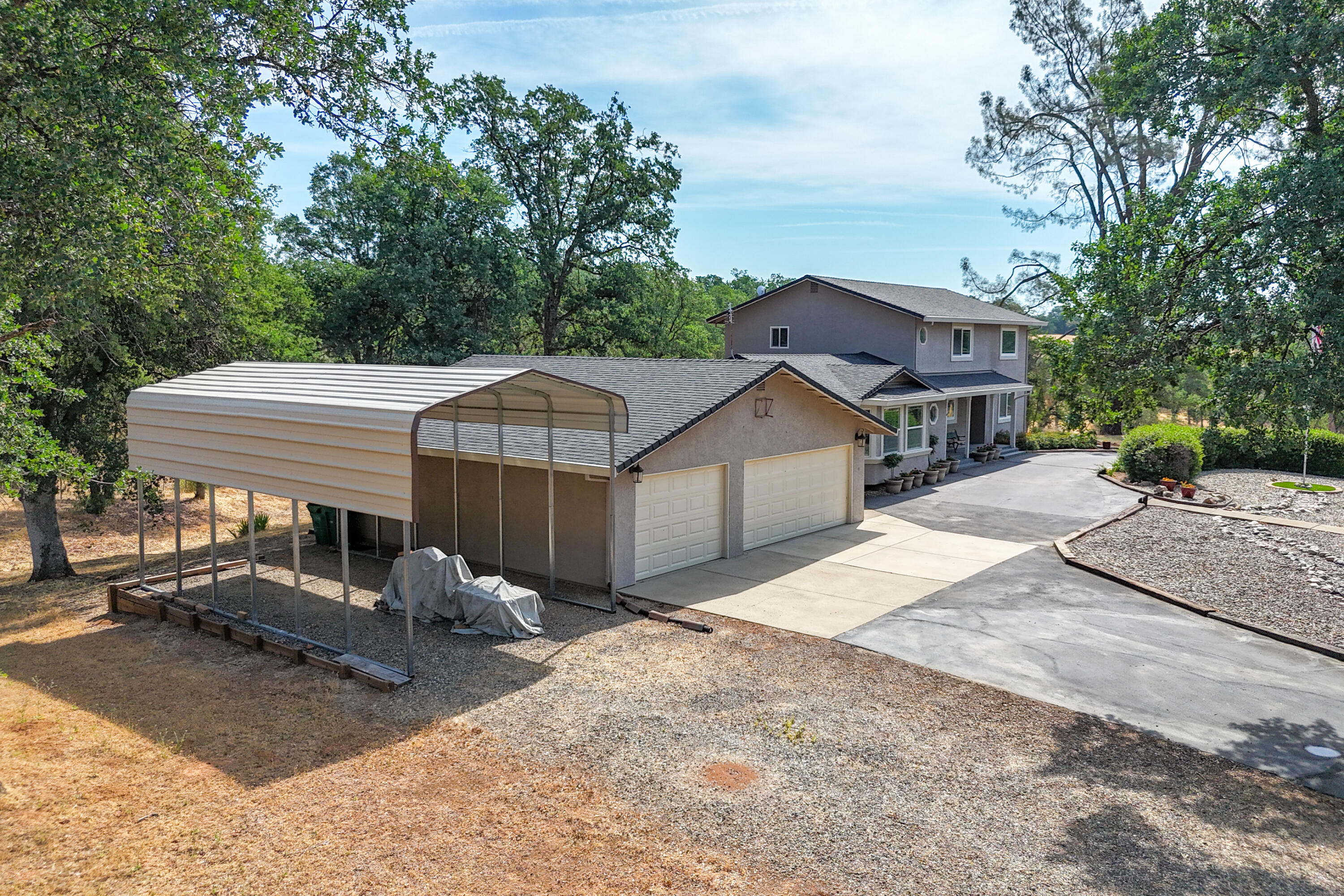 15842 Macleod Drive Redding, CA 96001 - Photo 34 of 36 a front view of a house with a yard