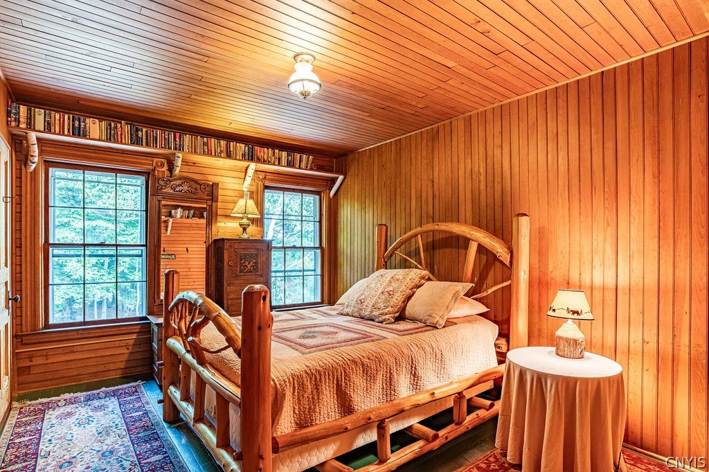 108 7th Lake Road Inlet, NY 13360 - Photo 20 of 49 Upstairs Guest Bedroom #4