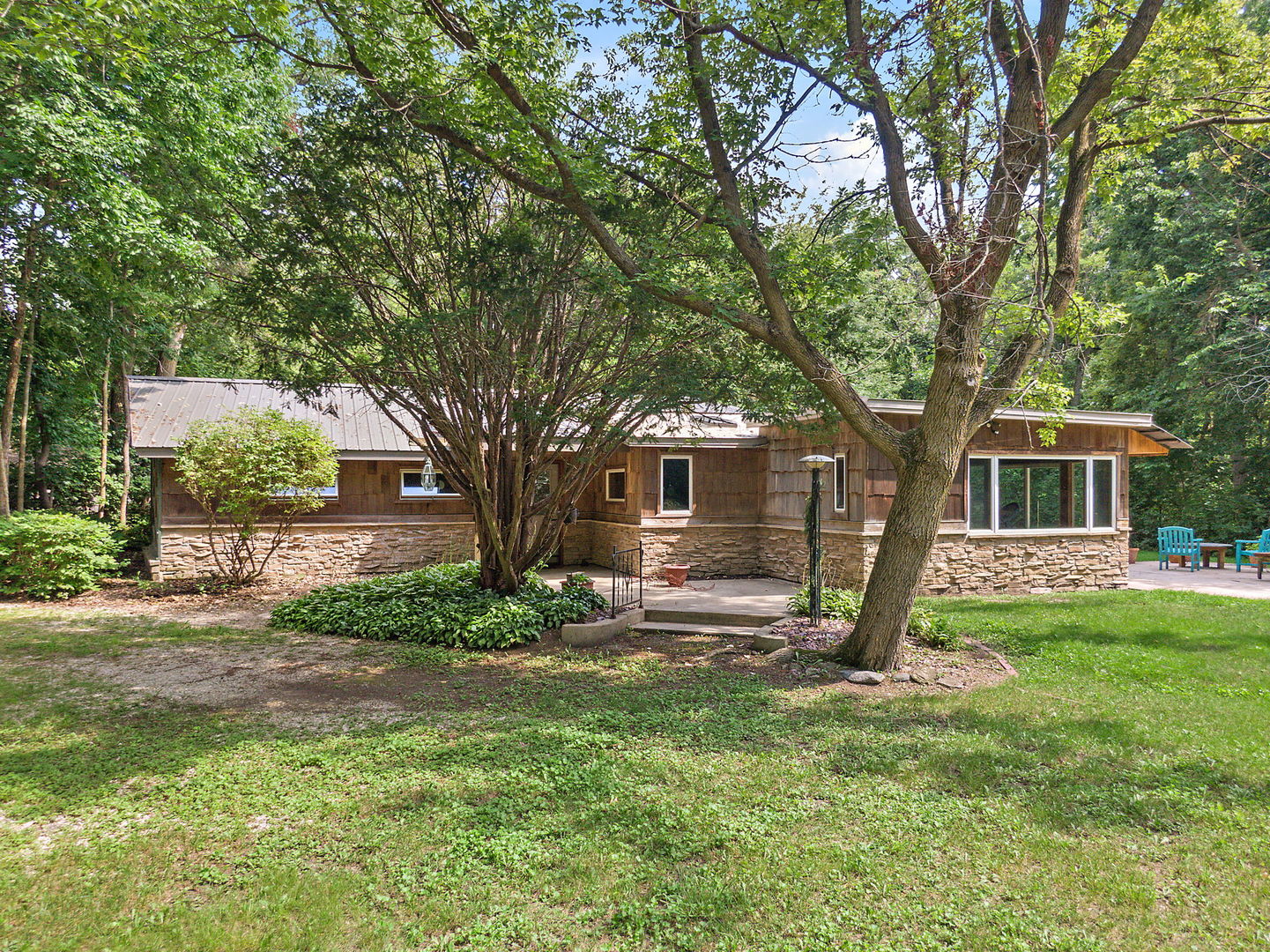 8750 Gurler Road DeKalb, IL 60115 - Photo 5 of 57