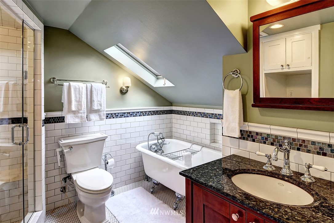 318 North 74th Street Seattle, WA 98103 - Photo 11 of 25 Gallery Image 11