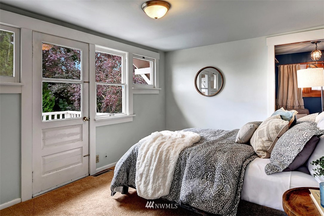 318 North 74th Street Seattle, WA 98103 - Photo 14 of 25 Gallery Image 14