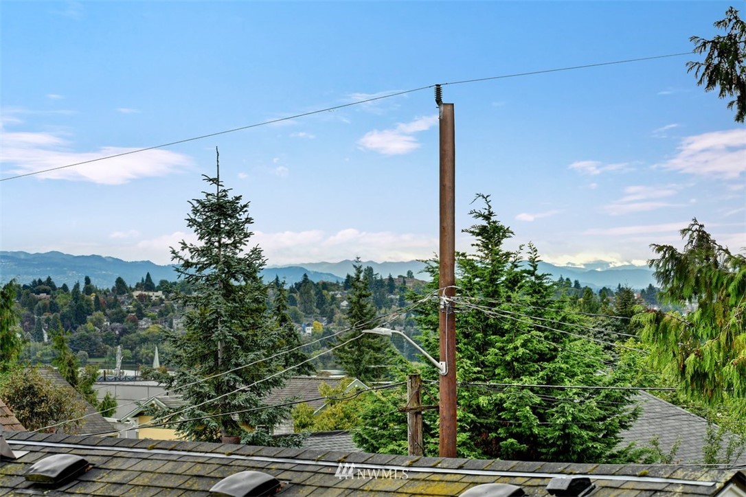 318 North 74th Street Seattle, WA 98103 - Photo 21 of 25 Gallery Image 21