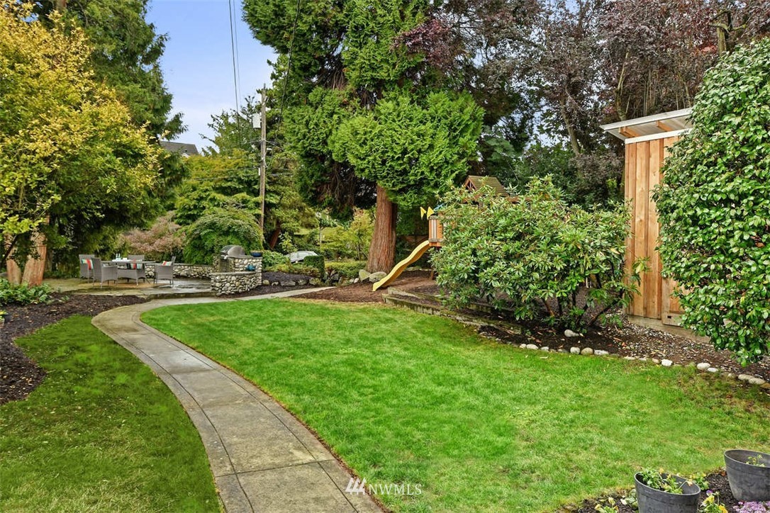 318 North 74th Street Seattle, WA 98103 - Photo 24 of 25 Gallery Image 24