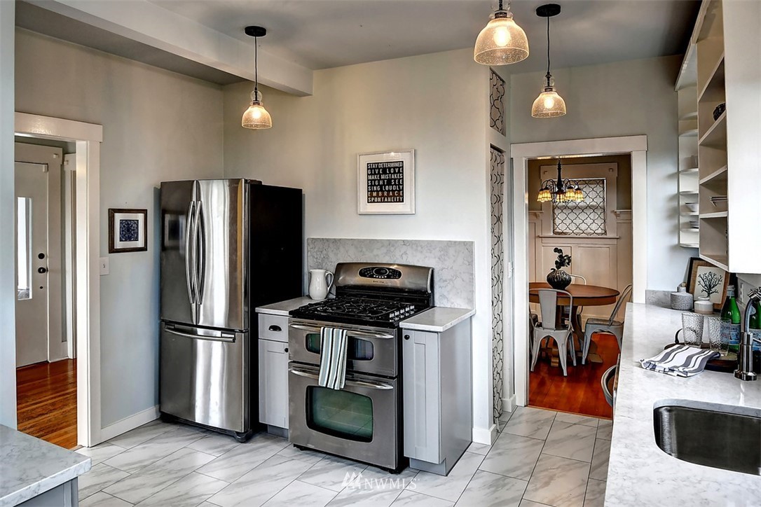 318 North 74th Street Seattle, WA 98103 - Photo 8 of 25 Gallery Image 8
