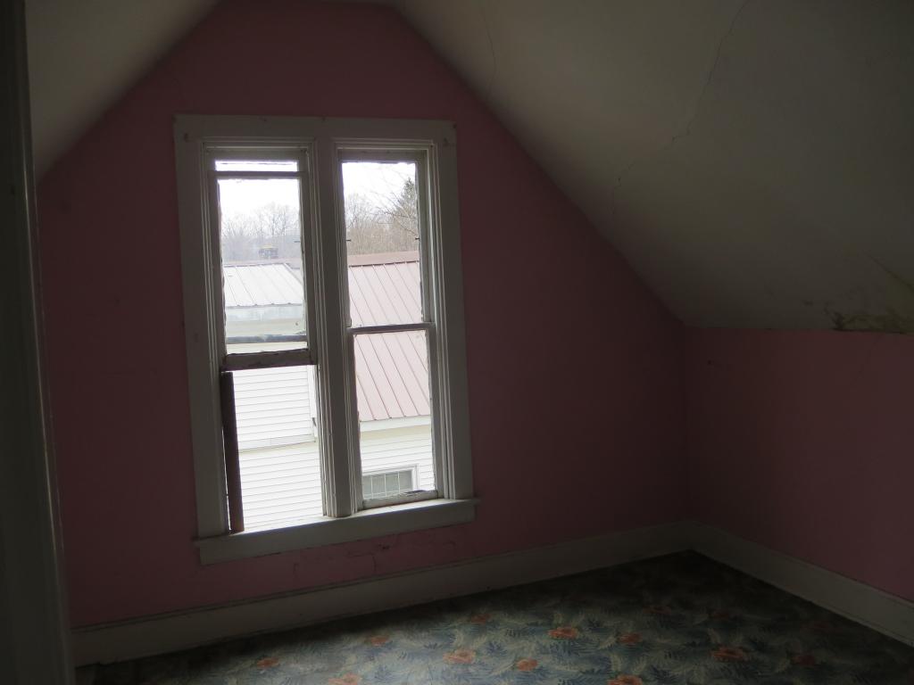 135 Webb Street Bennington, VT 05201 - Photo 14 of 26 Gallery Image 14