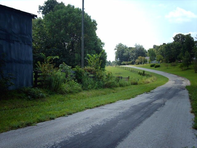 Ac Borders Road Smiths Grove, KY 42171 - Photo 6 of 14 Gallery Image 6