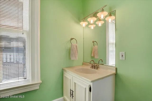 $249,900 | 302 South William Street, Johnstown, NY 12095