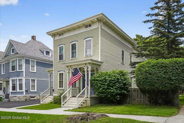 $249,900 | 302 South William Street, Johnstown, NY 12095