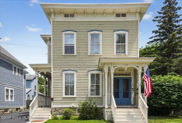 $249,900 | 302 South William Street, Johnstown, NY 12095