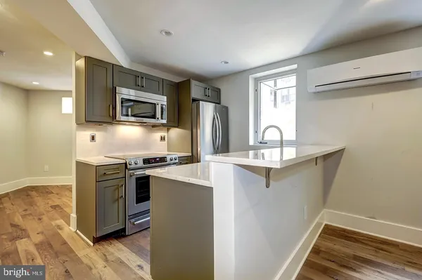 $325,000 | 1910 Kalorama Road Northwest, Unit 3, Washington, DC 20009