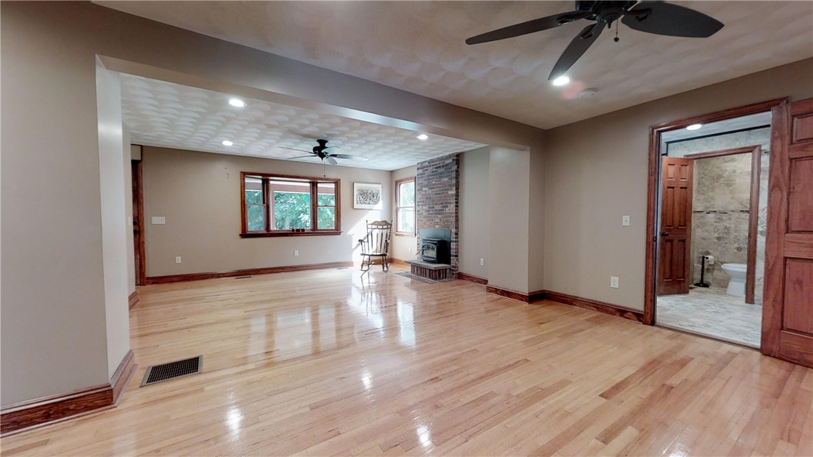 384 Ten Rod Road Exeter, RI 02822 - Photo 15 of 27