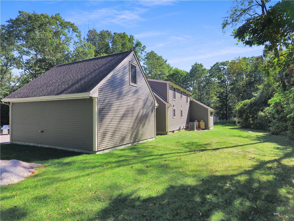 384 Ten Rod Road Exeter, RI 02822 - Photo 6 of 27