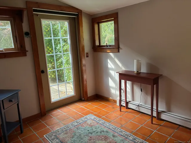 $3,000 | 529 North Madison Road, Guilford, CT 06437