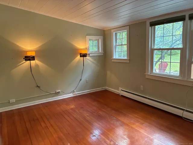 $3,000 | 529 North Madison Road, Guilford, CT 06437