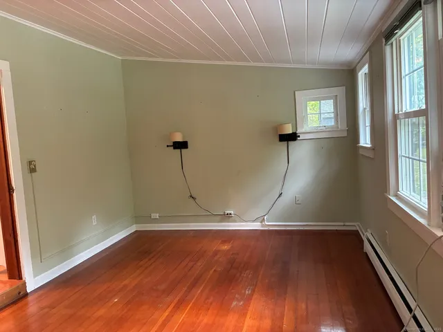 $3,000 | 529 North Madison Road, Guilford, CT 06437