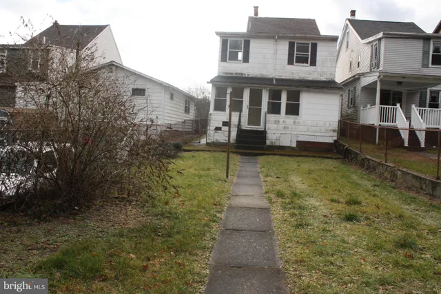 $84,900 | 1211 Race Street, Ashland, PA 17921