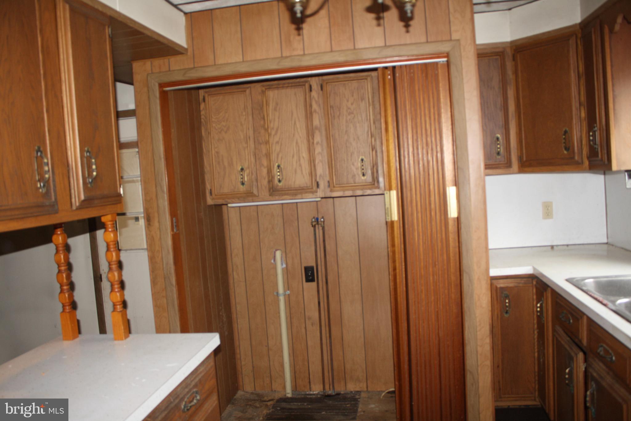 1211 Race Street Ashland, PA 17921 - Photo 4 of 13 a view of a utility room with washer and dryer