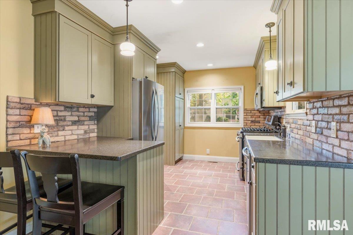 1501 West Cook Street Springfield, IL 62704 - Photo 9 of 38