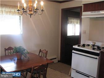 244 Clamer Road Ewing, NJ 08628 - Photo 5 of 10 Kitchen