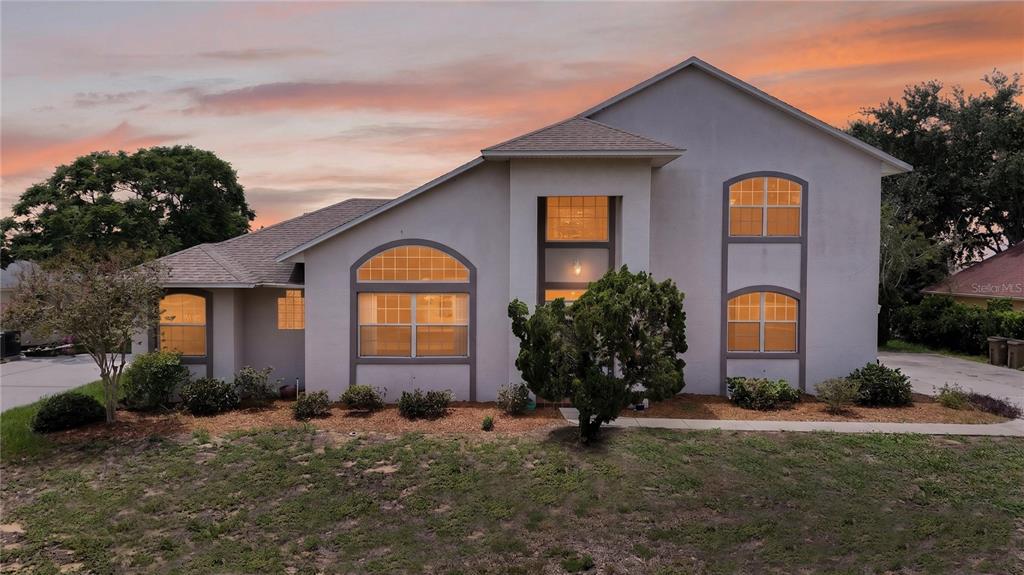 12608 Lake Ridge Circle Clermont, FL 34711 - Photo 2 of 58