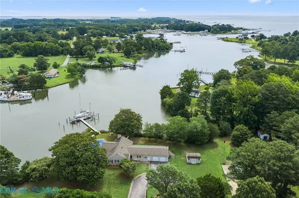 $694,000 | 2079 Riverwalk Lane, Hayes, VA 23072