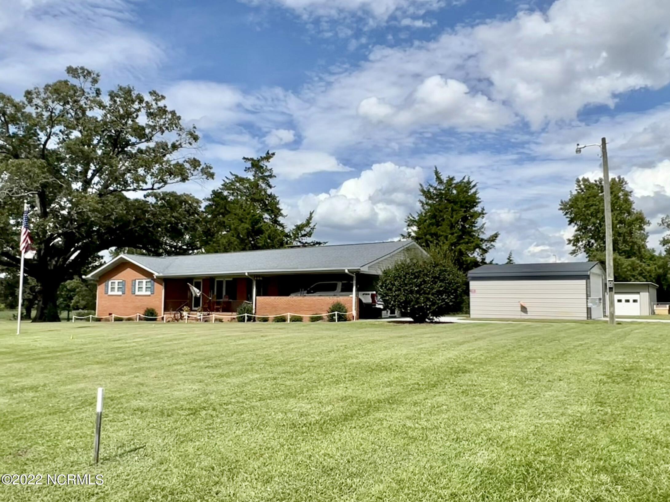455 Genoa Road Dudley, NC 28333 - Photo 2 of 43 IMG-3549