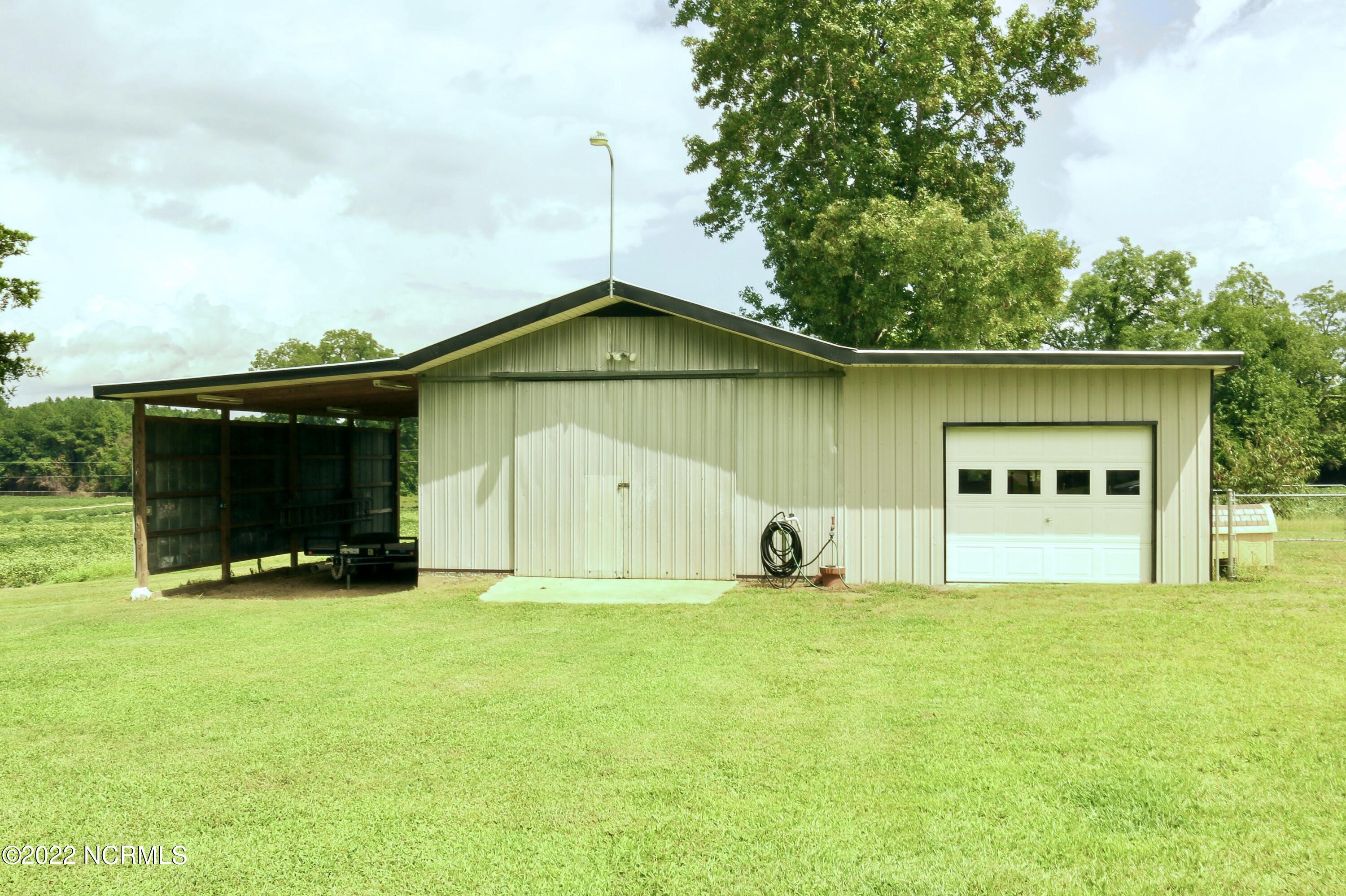 455 Genoa Road Dudley, NC 28333 - Photo 4 of 43 IMG-8772
