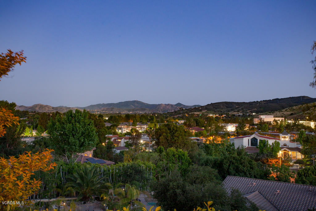 969 Rancho Road Thousand Oaks, CA 91362 - Photo 54 of 54 a view of city and mountain