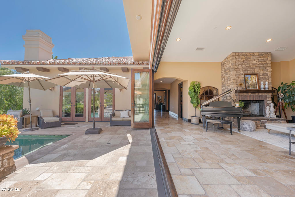 969 Rancho Road Thousand Oaks, CA 91362 - Photo 7 of 54 a view of a building with sitting area