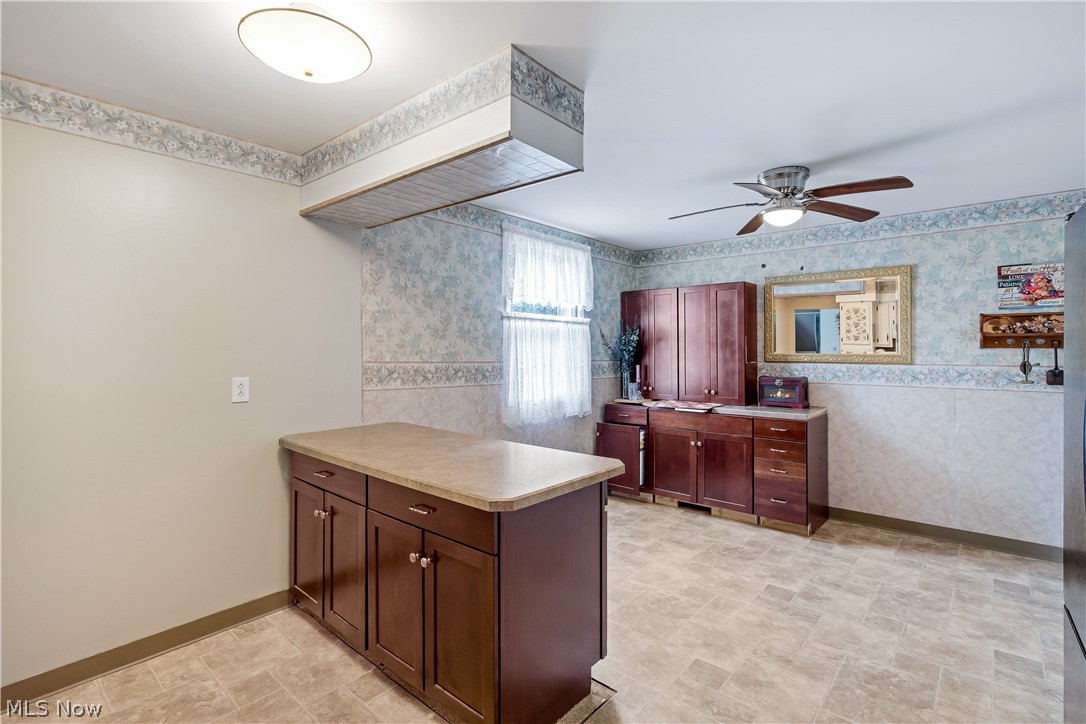 4220 Mill Trace Road Youngstown, OH 44511 - Photo 14 of 36