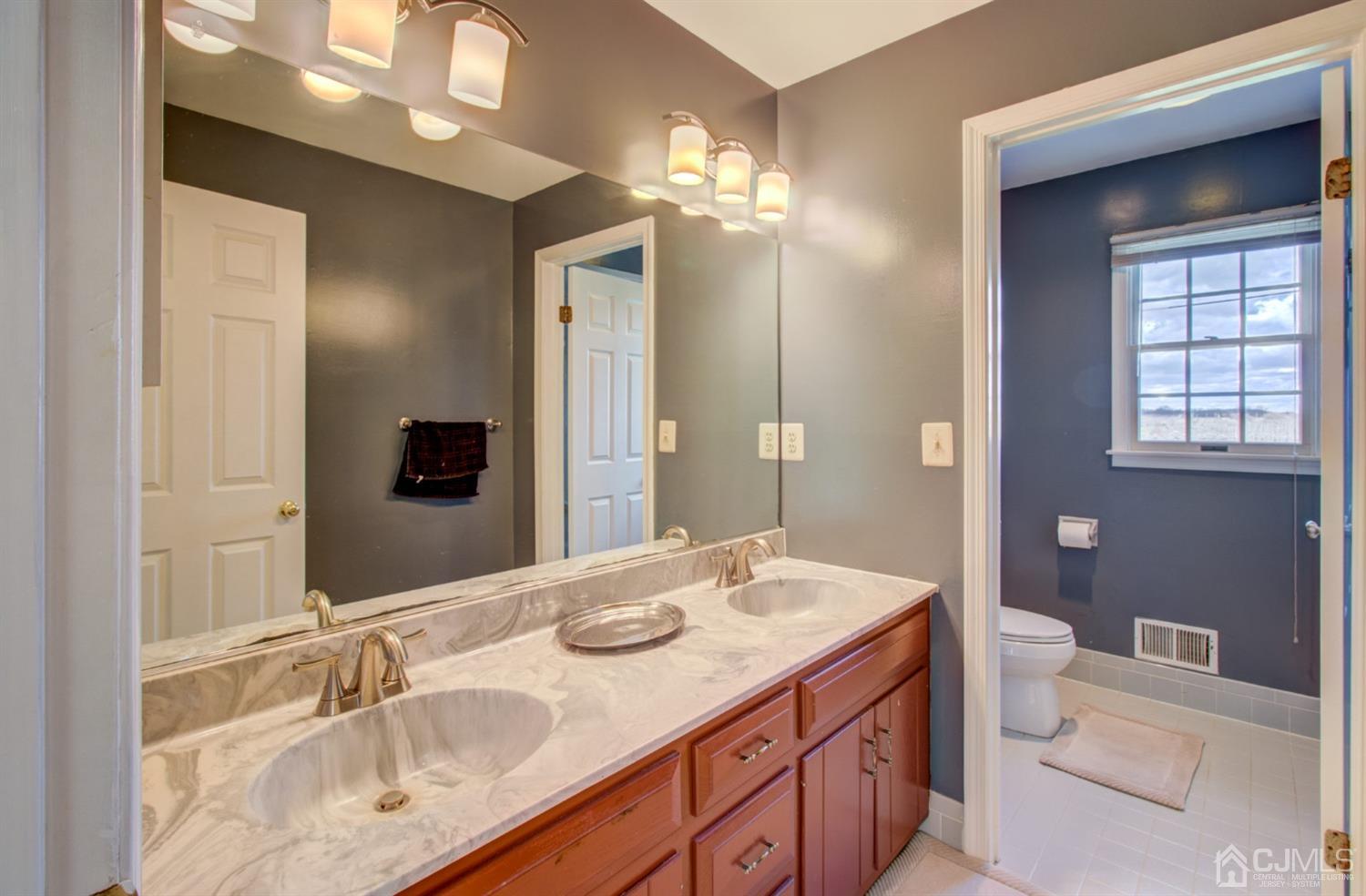7 Parkview Road Cranbury, NJ 08512 - Photo 33 of 54 Gallery Image 33