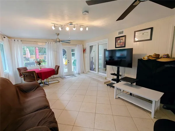 $1,400 | 2305 Northwest 48th Terrace, Gainesville, FL 32606