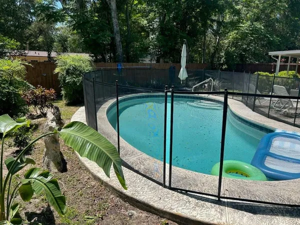 $1,400 | 2305 Northwest 48th Terrace, Gainesville, FL 32606