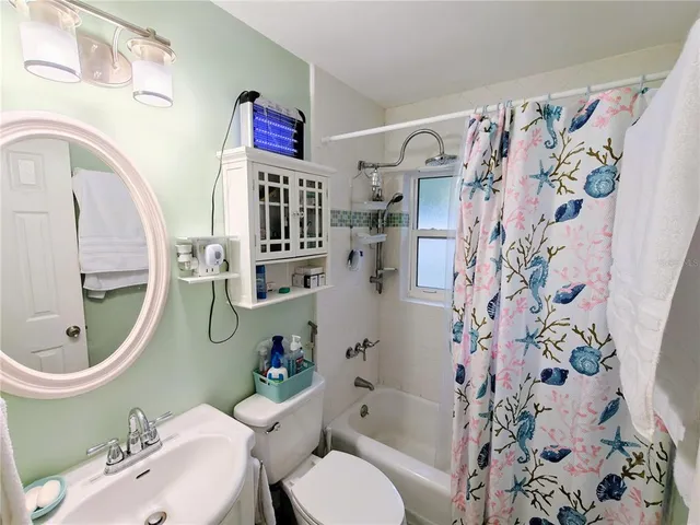 $1,550 | 2305 Northwest 48th Terrace, Gainesville, FL 32606