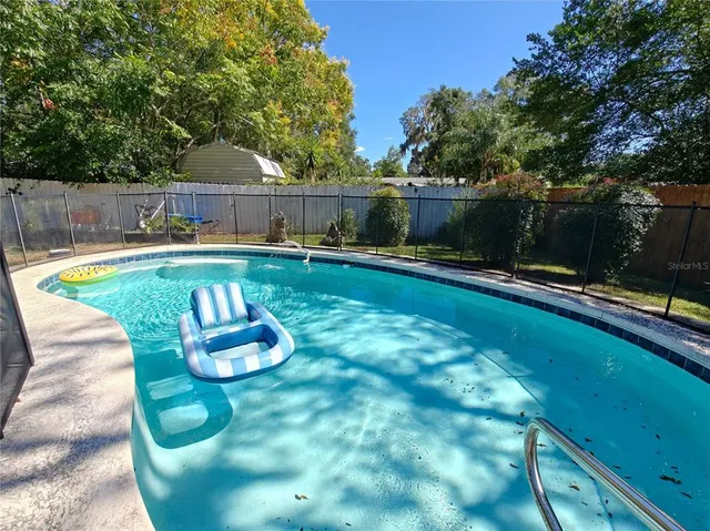 $1,550 | 2305 Northwest 48th Terrace, Gainesville, FL 32606