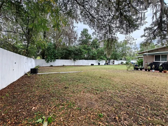 $1,550 | 2305 Northwest 48th Terrace, Gainesville, FL 32606