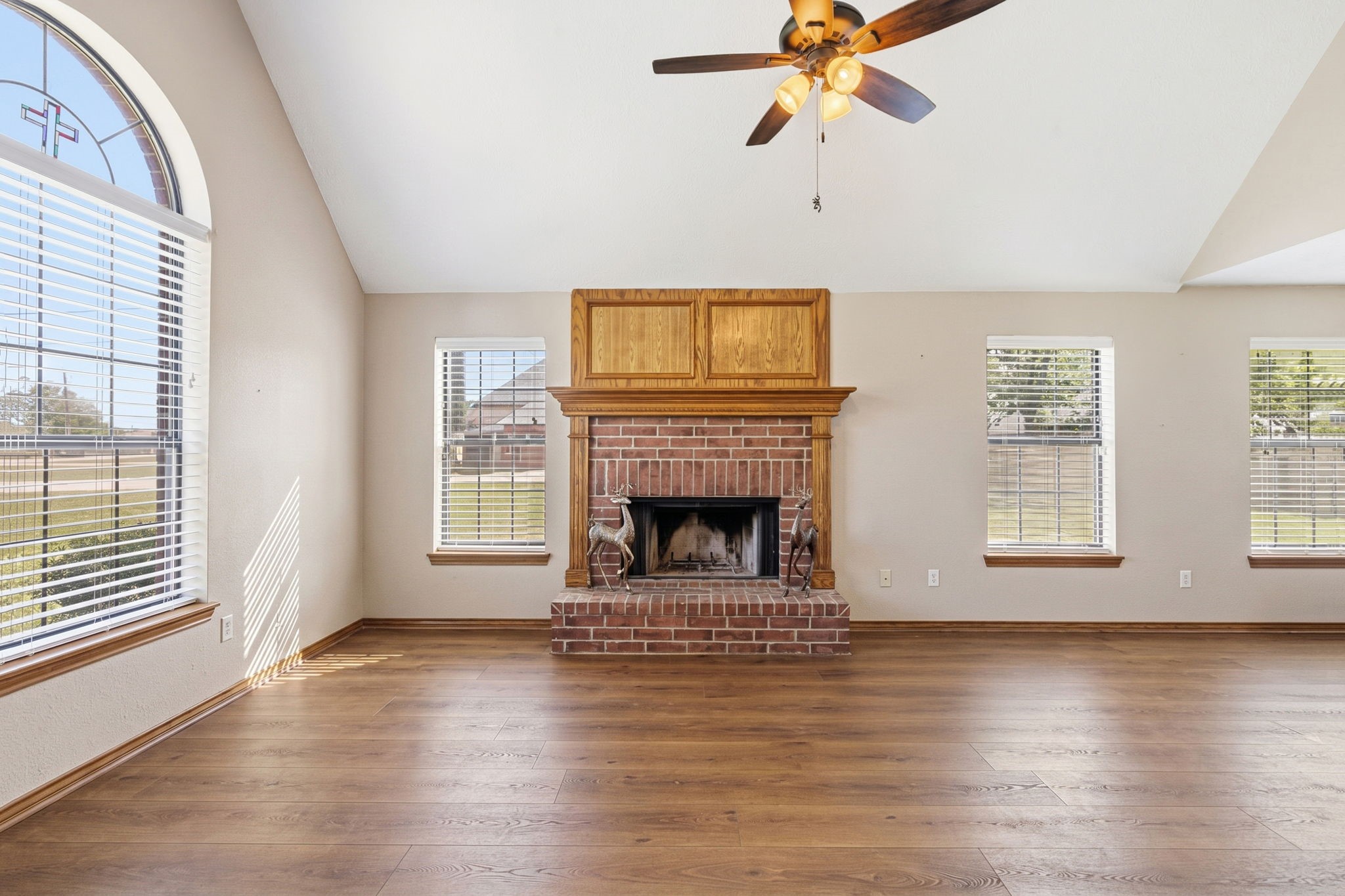5922 Red Fish Run Baytown, TX 77523 - Photo 12 of 37