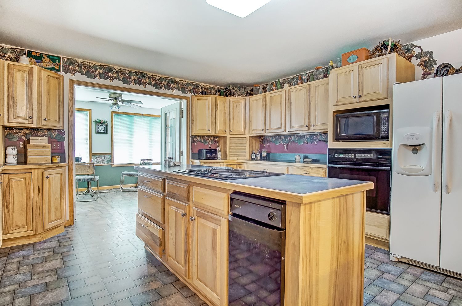 51699 East County Line Road Middlebury, IN 46540 - Photo 14 of 36 Gallery Image 14
