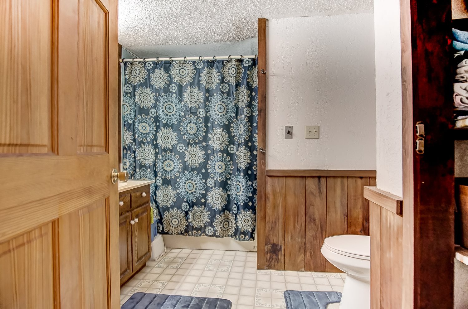 51699 East County Line Road Middlebury, IN 46540 - Photo 22 of 36 Gallery Image 22