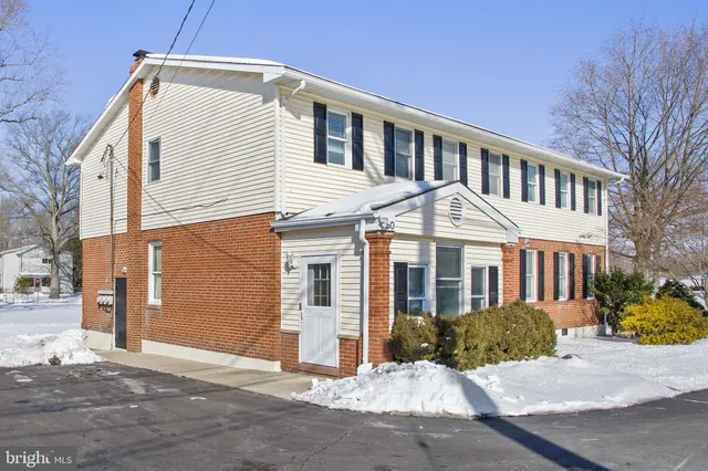 $2,750 | 50 Highway 130, Bordentown, NJ 08505
