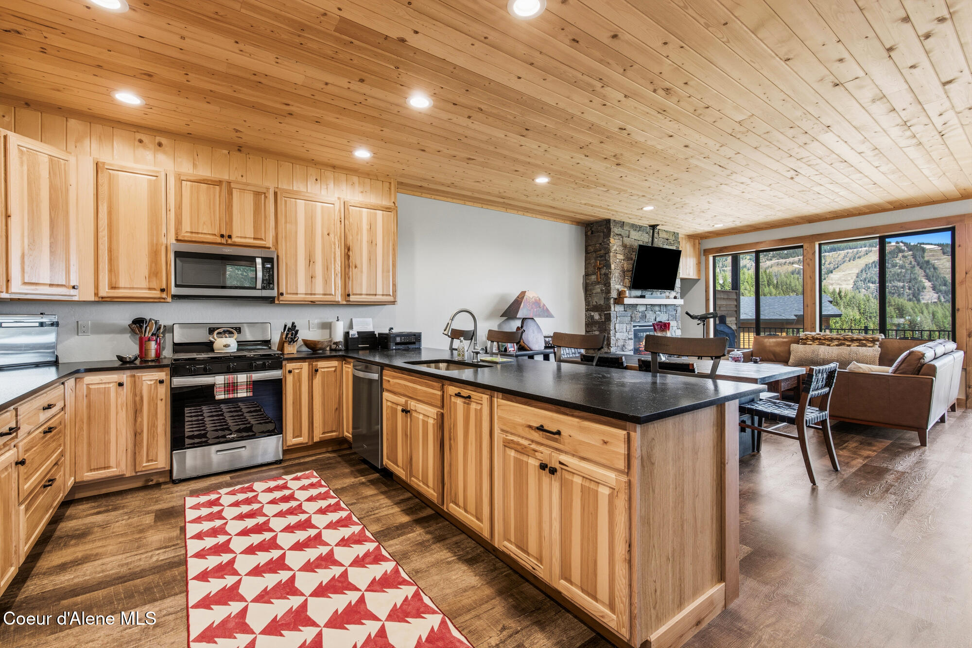 95 Harrison Lane Sandpoint, ID 83864 - Photo 15 of 40 11