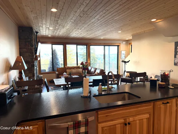 $1,349,000 | 95 Harrison Lane, Sandpoint, ID 83864