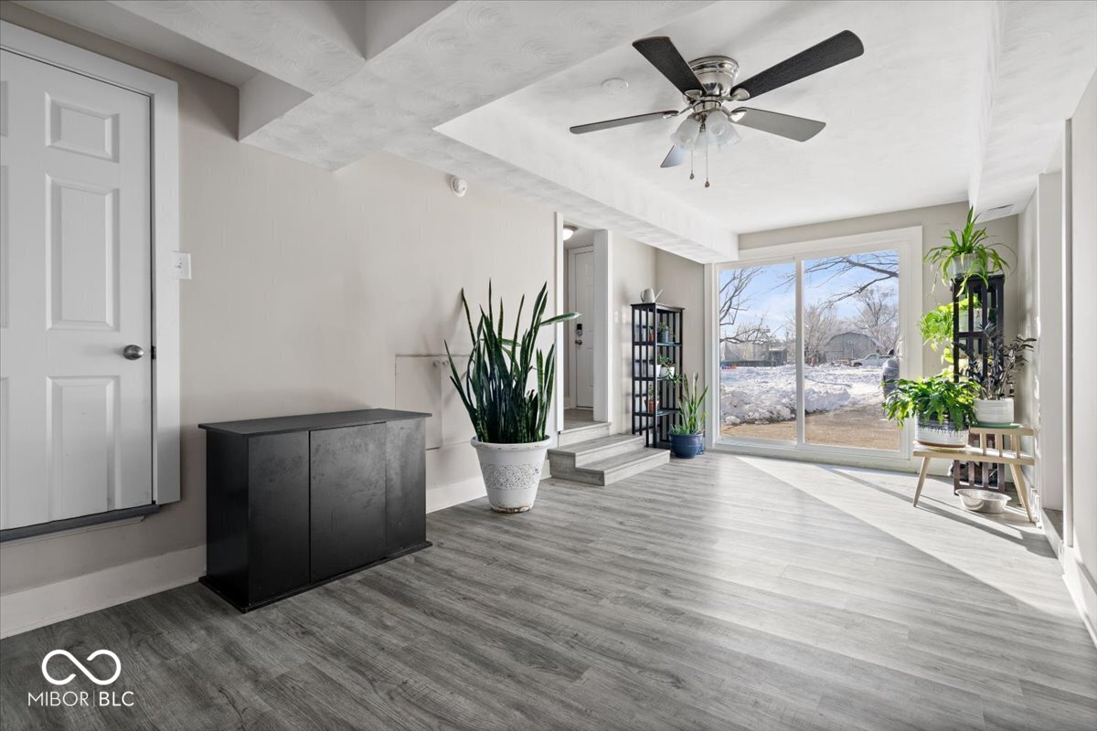 12293 North Jackley Road Elwood, IN 46036 - Photo 12 of 34