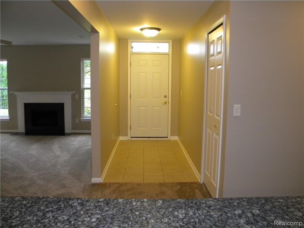 3585 Oakmonte Boulevard, Unit 58 Rochester, MI 48306 - Photo 12 of 43