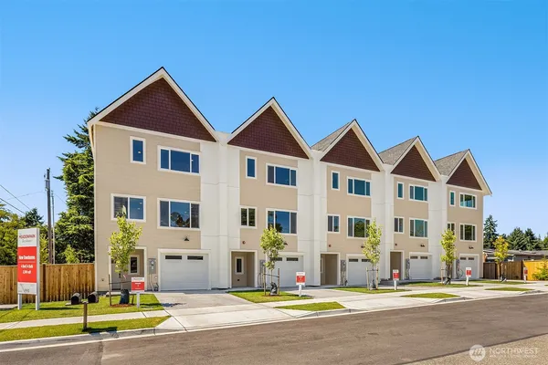 $559,000 | 6620 52nd Avenue West, Tacoma, WA 98467