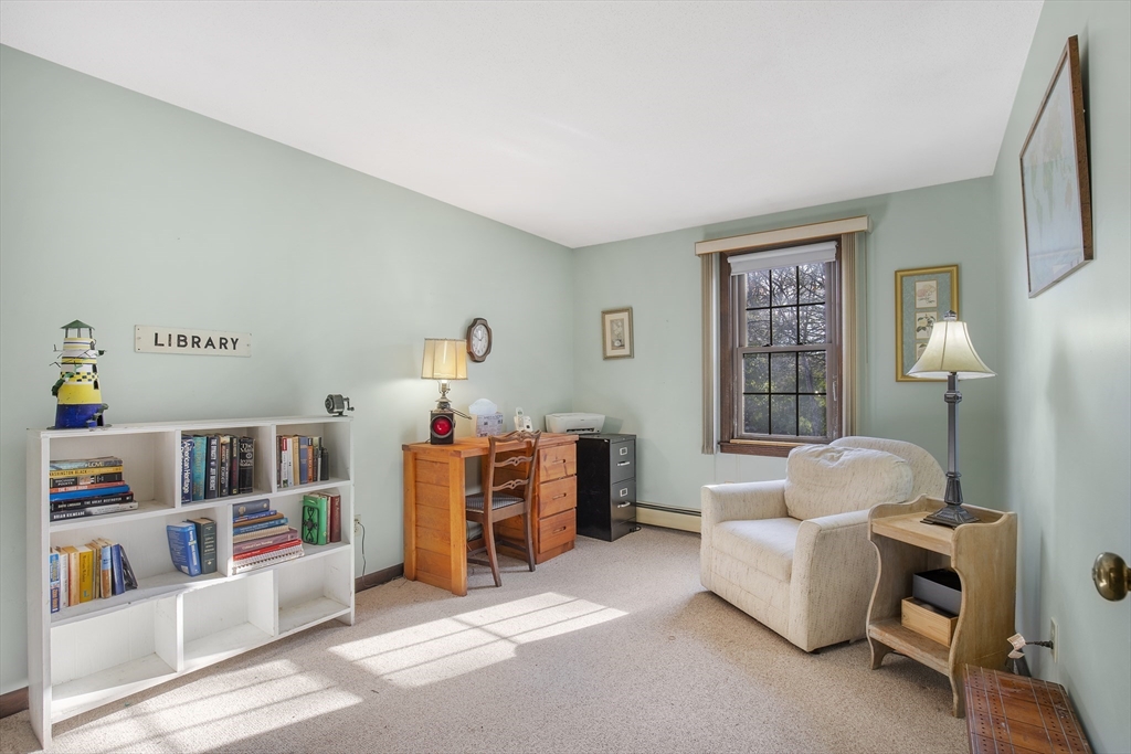 386 Bishops Terrace Barnstable, MA 02601 - Photo 16 of 28