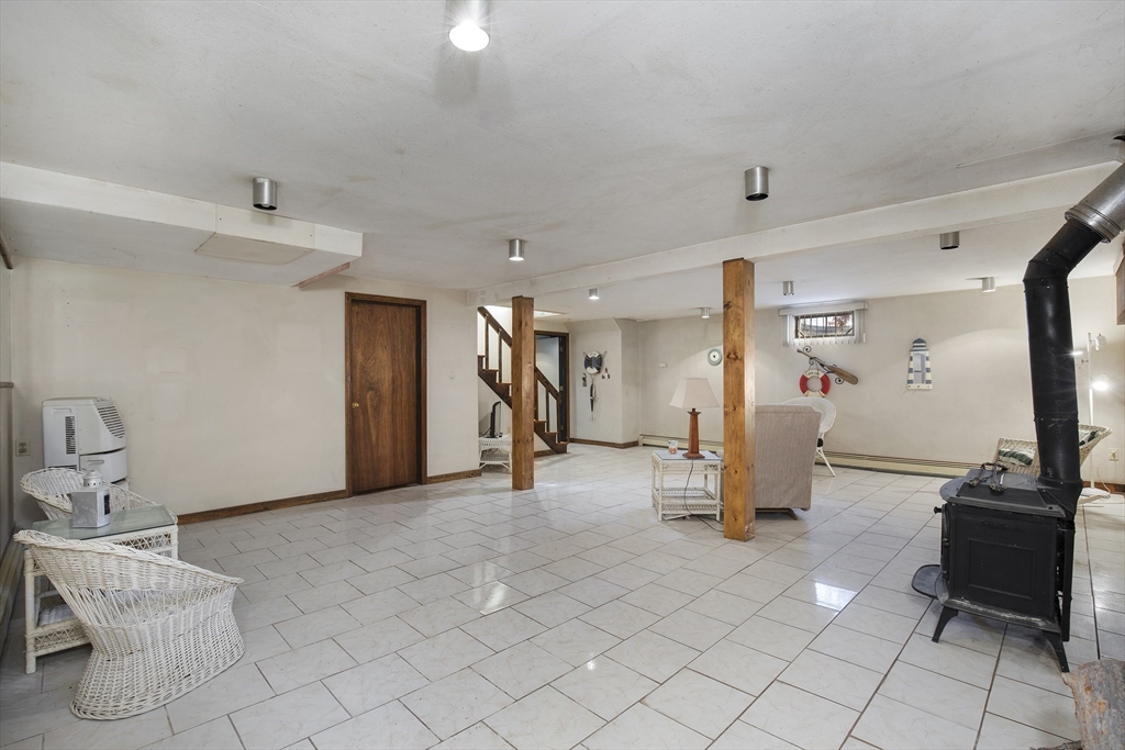 386 Bishops Terrace Barnstable, MA 02601 - Photo 21 of 28