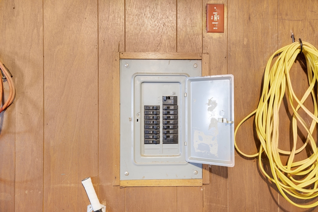 386 Bishops Terrace Barnstable, MA 02601 - Photo 26 of 28