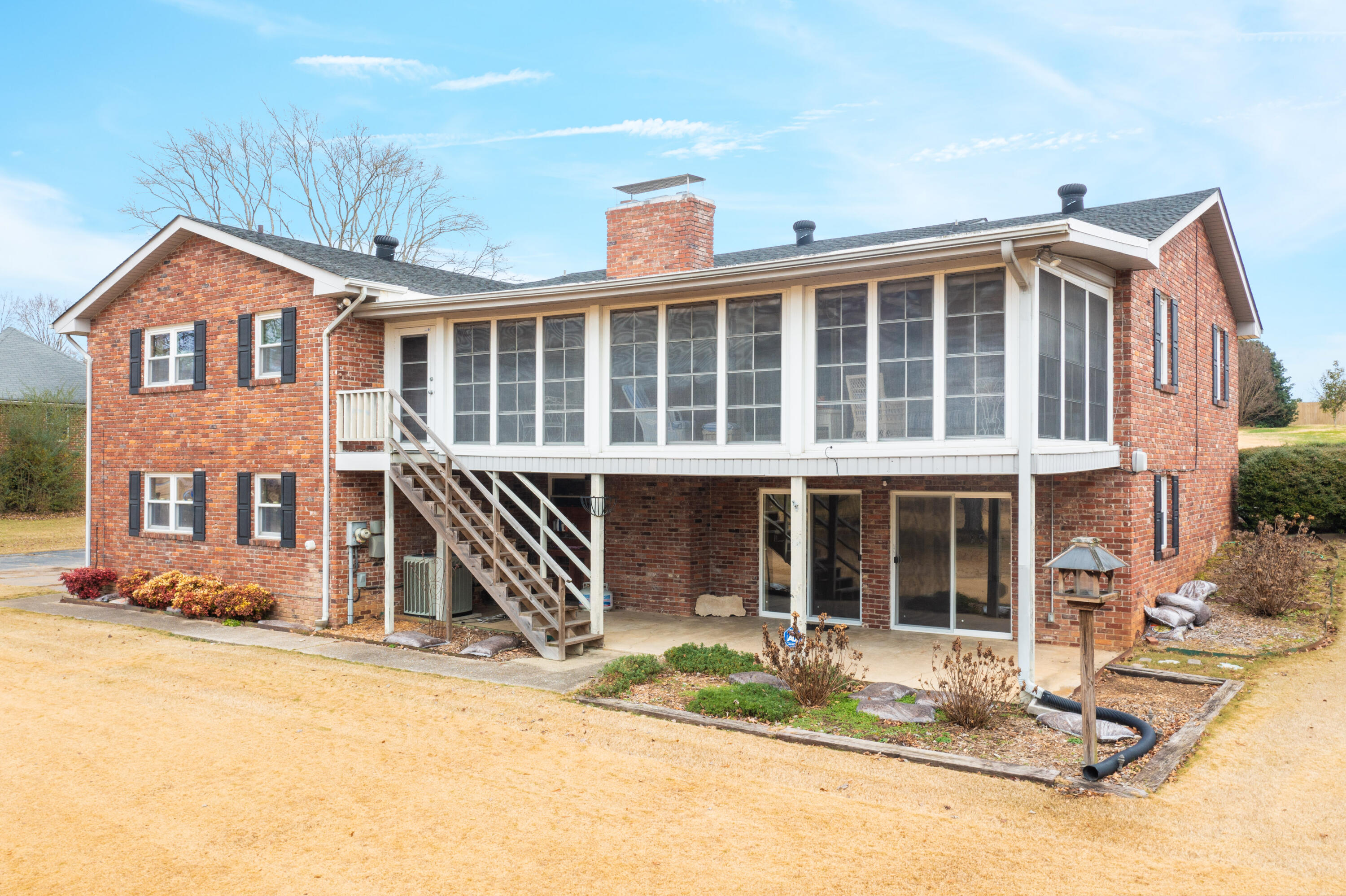 204 Masters Road East Hixson, TN 37343 - Photo 3 of 31 204_Masters Rd_E_0008