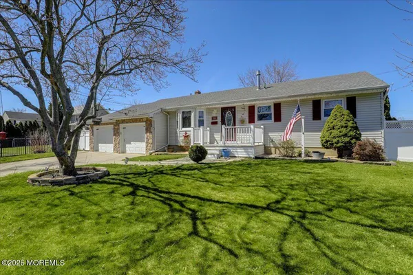 $625,000 | 194 Park Place, Belford, NJ 07718